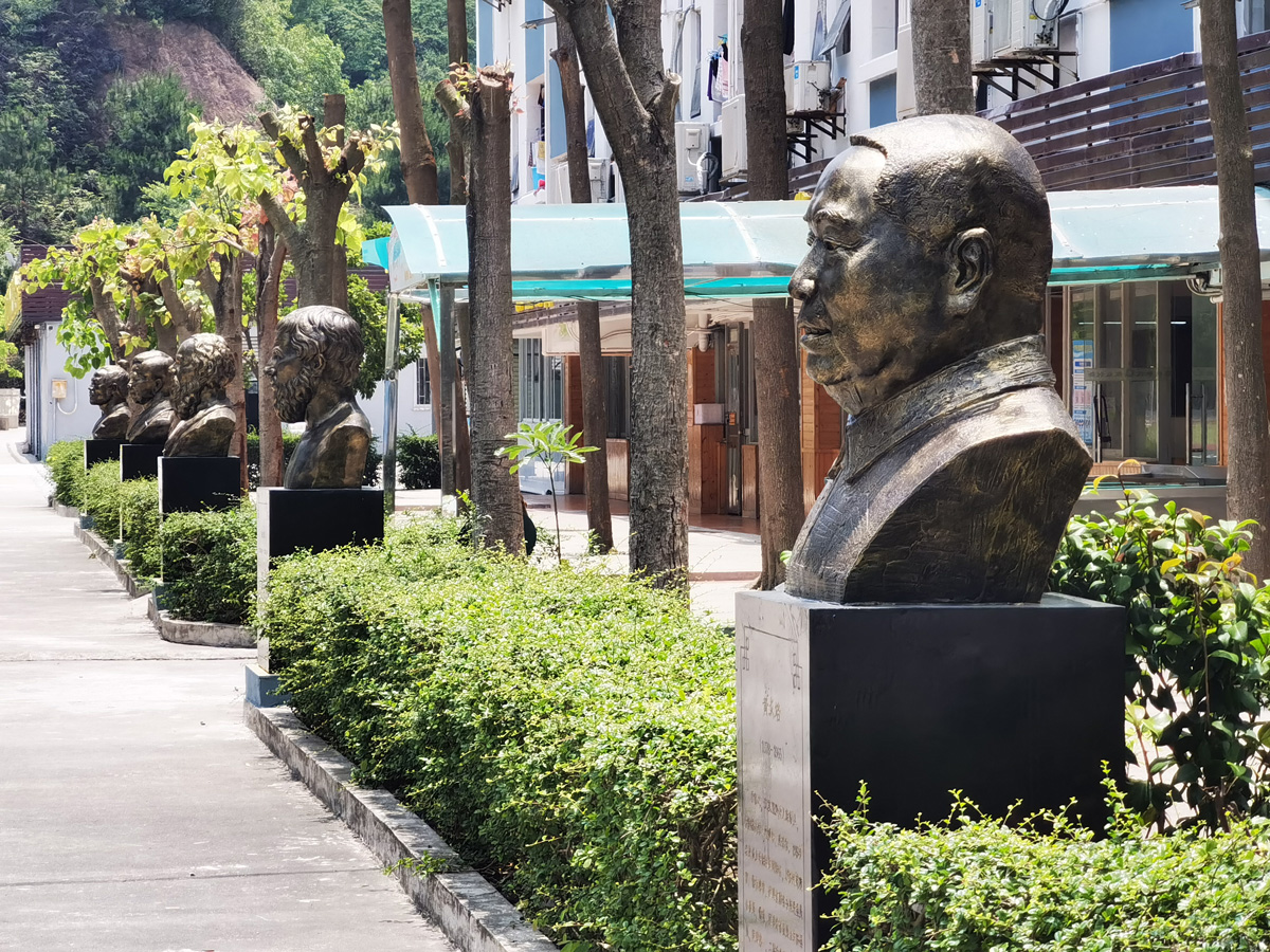 歷史文化人物銅像